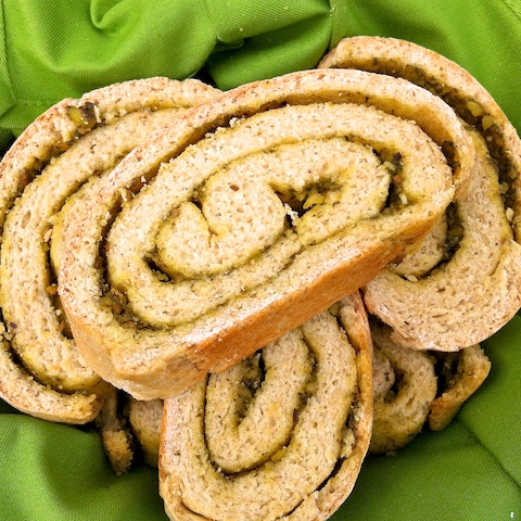 Arugula Pistachio Pesto Bread