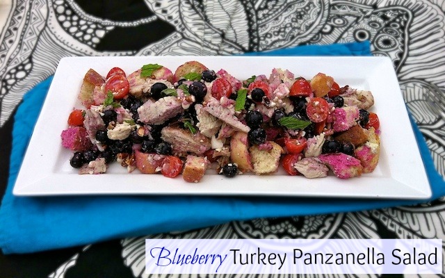 Blueberry Turkey Panzanella Salad | TeaspoonofSpice.com