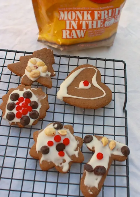 Low Sugar Gingerbread Cookies | Teaspoonofspice.com