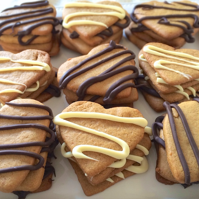 Chocolate Peanut Butter Heart Cookies | Teaspoonofspice.com
