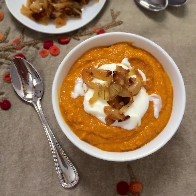 Red Lentil & Carrot Soup with Frazzled Onions | Teaspoonofspice.com