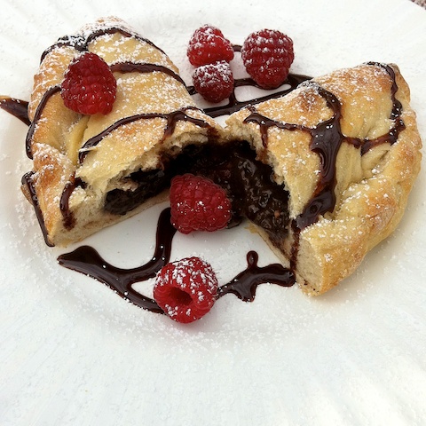Surprise your chocolate lover with this calzone stuffed with chocolate pudding and raspberries! Recipe at TeaspoonofSpice.com