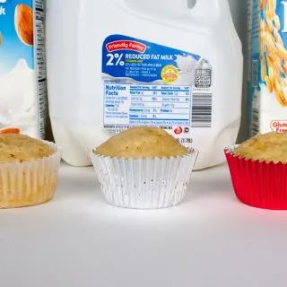 Almond milk, rice milk or dairy milk: WHICH BAKES THE BEST MUFFIN? | @TspCurry - For more healthy recipes: TeaspoonOfSpice.com