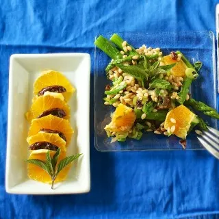 Orange Date Barley Salad with Mint | TeaspoonofSpice.com