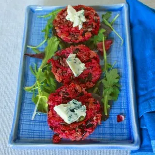 Blue Cheese & Beet Veggie Burger | Teaspoonofspice.com