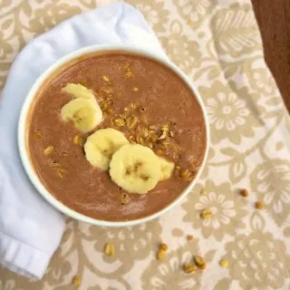 Chocolate Peanut Butter Smoothie Bowl | Teaspoonofspice.com