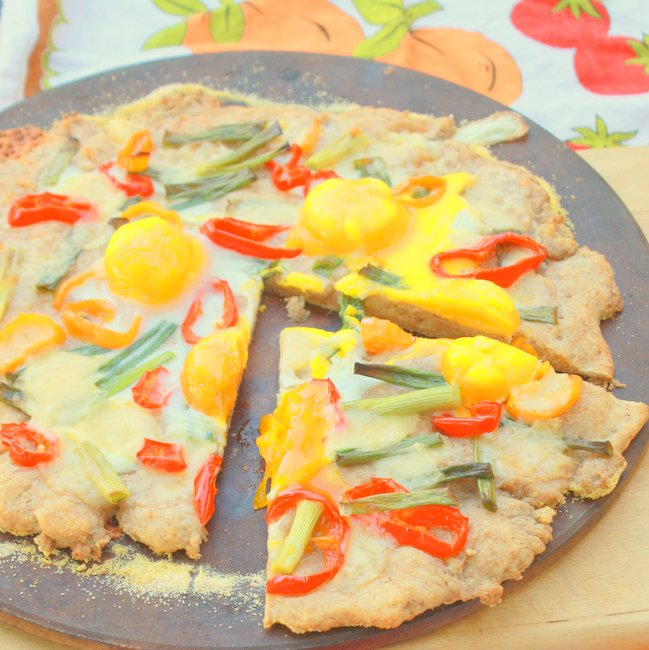 Sweet Pepper, Cheddar and Egg Pizza