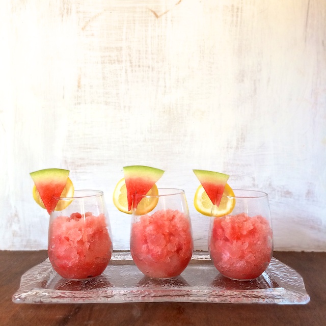 Watermelon Lemonade Slushies | Teaspoonofspice.com