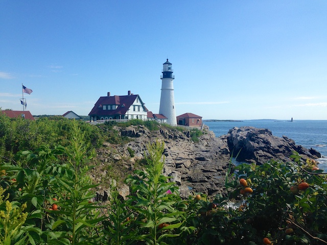2015 Cabot Fit team - Cape Elizabeth lighthouse at Beach to Beacon