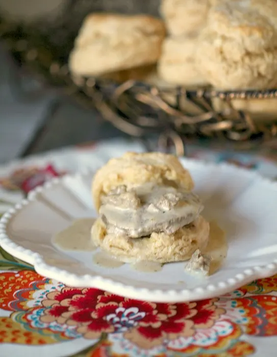 How to make healthy biscuits and gravy - light biscuits and gravy