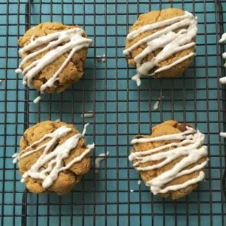A gluten-free chocolate peanut butter cookie that you can enjoy as a snack - dietitian approved! @tspcurry