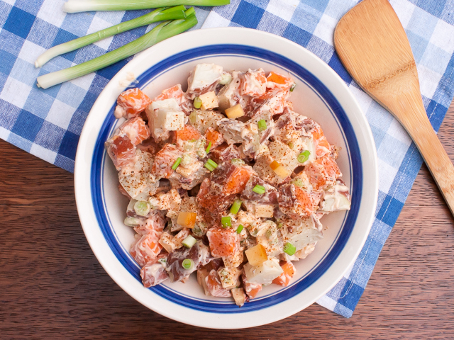 Spicy chipotle pepper, sweet potatoes, smoked Gouda cheese! Smoky Two-Potato Salad | @tspcurry