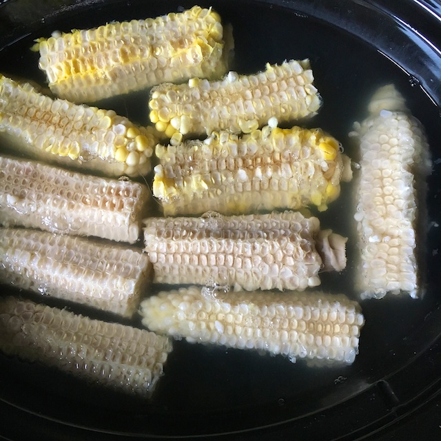 Healthy Kitchen Hacks -What to Do with Corn Cobs