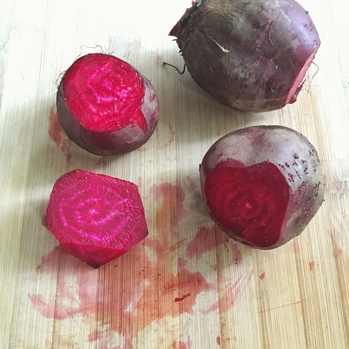 Healthy Kitchen Hacks: here are two easy solutions to remove beet stains from cutting boards and your hands.