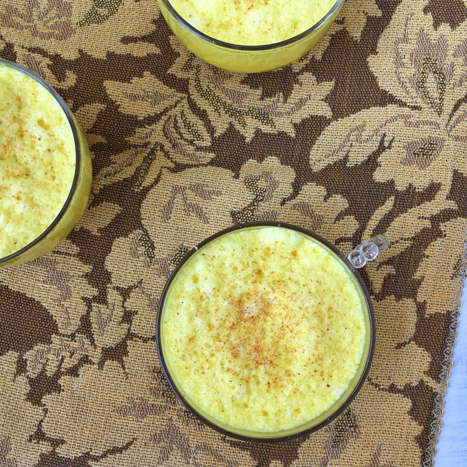 Turmeric adds color and antioxidants to the holidays with this homemade turmeric eggnog recipe using pasteurized Safe Eggs. Recipe at @TeaspoonofSpice.com