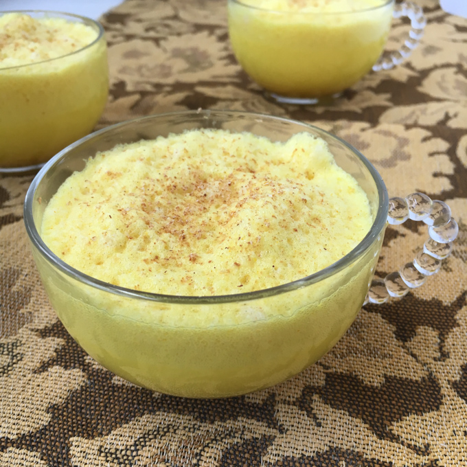 Turmeric adds color and antioxidants to the holidays with this homemade turmeric eggnog recipe using pasteurized Safe Eggs. Recipe at @TeaspoonofSpice.com