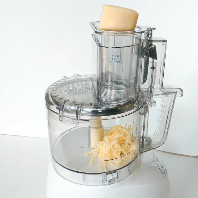 Healthy Kitchen Hack: EASILY CLEAN YOUR FOOD PROCESSOR | @TspCurry For more #HealthyKitchenHacks - TeaspoonOfSpice.com