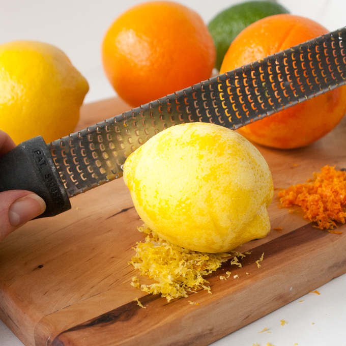THE TRICK TO GET MORE FLAVOR WHEN GRATING LEMON PEEL | @TspCurry - For more #HealthyKitchenHacks - TeaspoonOfSpice.com