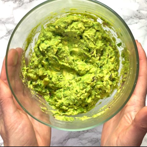 How To Keep Guacamole From Turning Brown