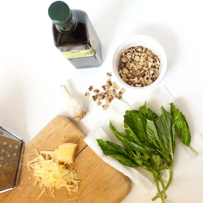 How to Keep Pesto Green | @TspCurry