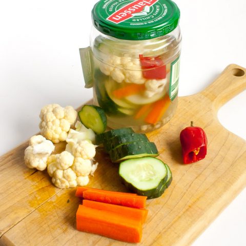 3 Easy Ways To Make Homemade Pickles