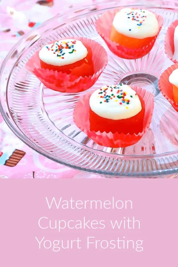 Make these easy Watermelon Cantaloupe Cupcakes for any get together. For more #Healthy Kitchen Hacks, follow @Tspcurry